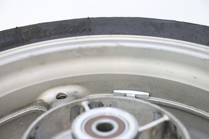 photo de HINTERRADFELGE UND REIFEN HONDA CB F HORNET 600 (2005 - 2006) - Technische Nahaufnahme