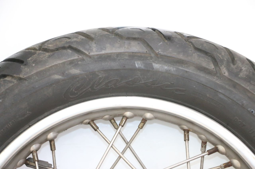 photo de HINTERRADFELGE UND REIFEN APRILIA CLASSIC 125 (1995 - 2001) - Qualität der Gebrauchtware