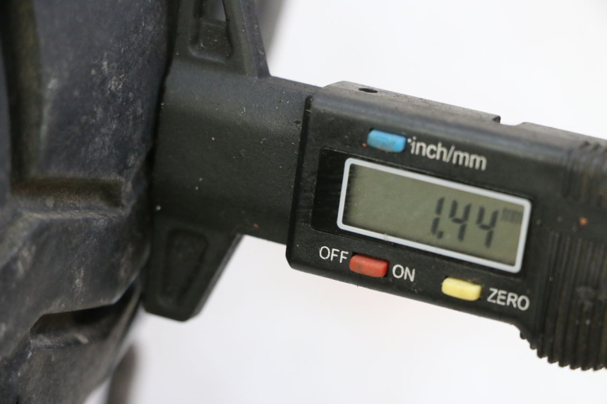 photo de HINTERRADFELGE UND REIFEN APRILIA CLASSIC 125 (1995 - 2001) - Zoom auf Gebrauchszustand