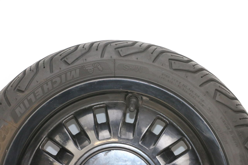 photo de HINTERRADFELGE UND REIFEN PEUGEOT DJANGO 4T 50 (2014 - 2019) - Detaillierte Sichtprüfung