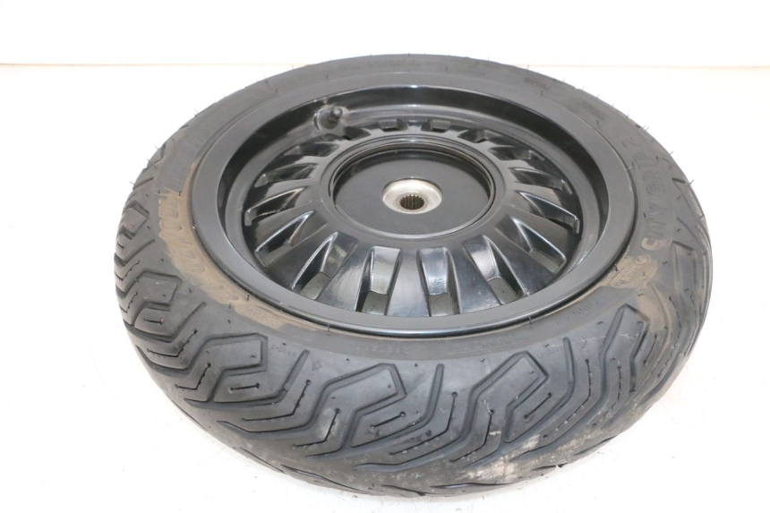 photo de HINTERRADFELGE UND REIFEN PEUGEOT DJANGO 4T 50 (2014 - 2019) - Kennzeichnungen und Originalreferenzen