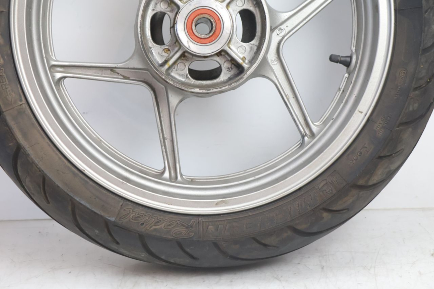 photo de HINTERRADFELGE UND REIFEN KAWASAKI ER-6 ER6 N 650 (2005 - 2009) - Oberflächenzustand und Material