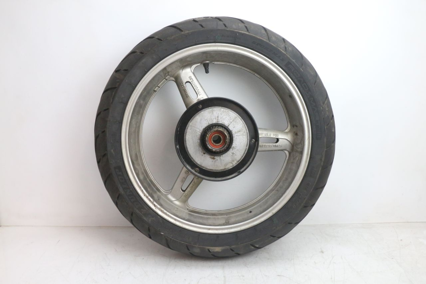 photo de HINTERRADFELGE UND REIFEN YAMAHA FJR 1300 (2001 - 2005) - Gesamtansicht des Produkts