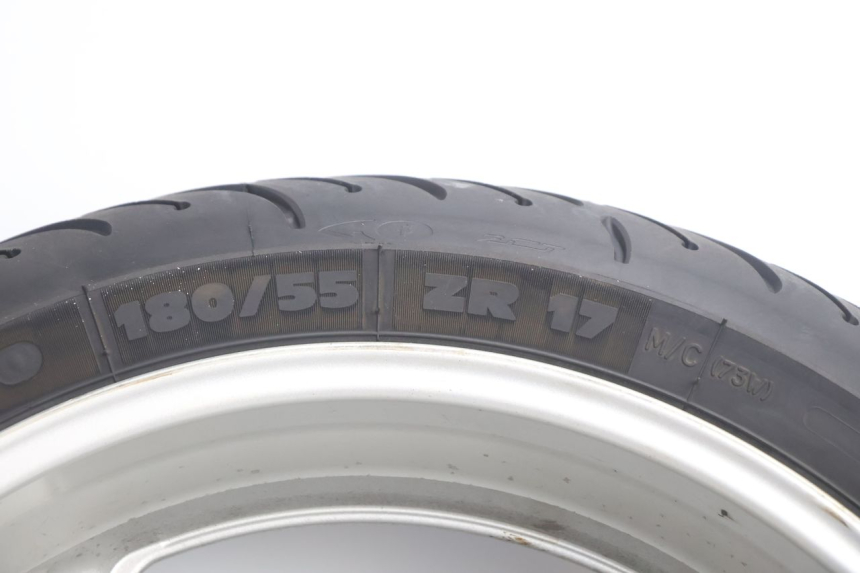 photo de HINTERRADFELGE UND REIFEN YAMAHA FJR 1300 (2001 - 2005) - Zoom auf Komponenten