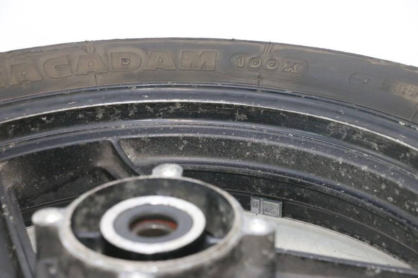 photo de HINTERRADFELGE UND REIFEN KAWASAKI GPX F ZX750F 750 (1986 - 1990) - Oberflächenzustand und Material