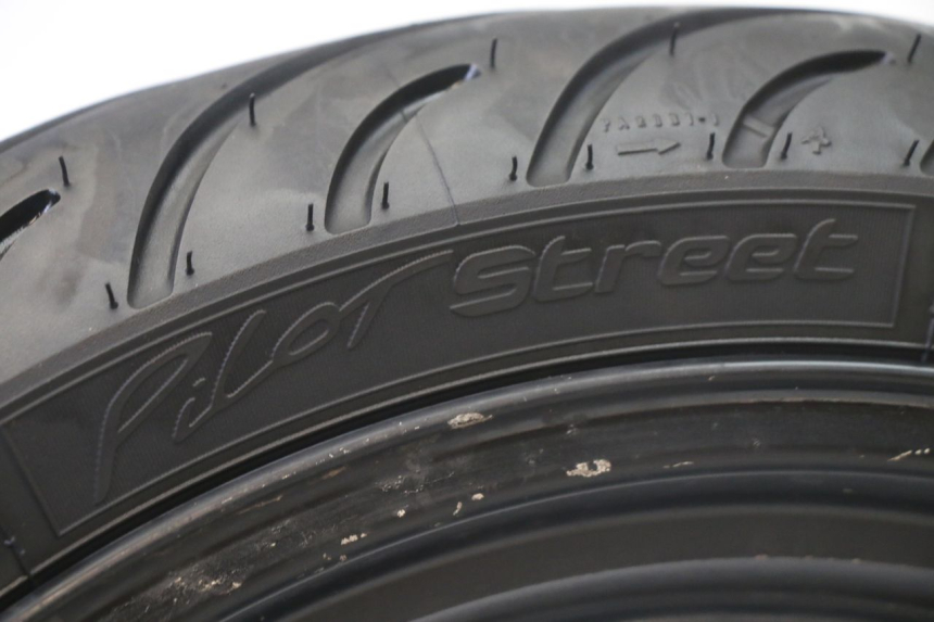 photo de HINTERRADFELGE UND REIFEN SUZUKI GS GSE 500 (2001 - 2003) - Detaillierte Sichtprüfung