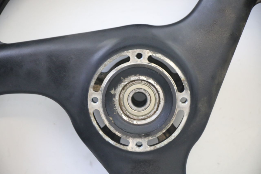 photo de HINTERRADFELGE UND REIFEN SUZUKI GS GSE 500 (2001 - 2003) - Technische Nahaufnahme