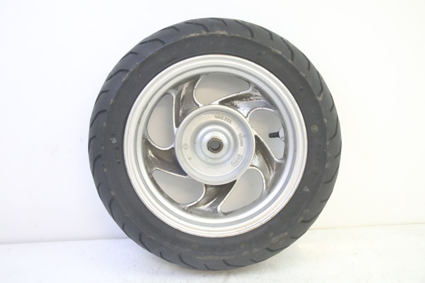 photo de HINTERRADFELGE UND REIFEN SYM GTS EVO 125 (2009 - 2013) - Weitere Ansicht des Artikels