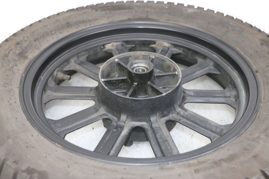 photo de HINTERRADFELGE UND REIFEN KEEWAY K-LIGHT KLIGHT 125 (2018 - 2025) - Zoom auf Gebrauchszustand