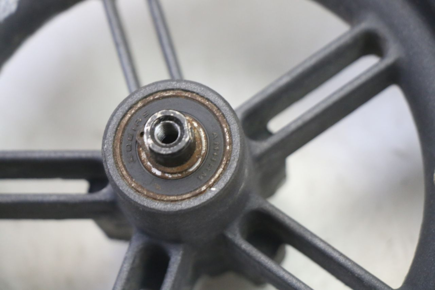 photo de HINTERRADFELGE UND REIFEN XIAOMI MI PRO 2 1 - Kennzeichnungen und Originalreferenzen