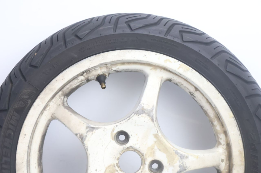 photo de HINTERRADFELGE UND REIFEN MBK NITRO 50 (2004 - 2008) - Detailansicht des Bauteils