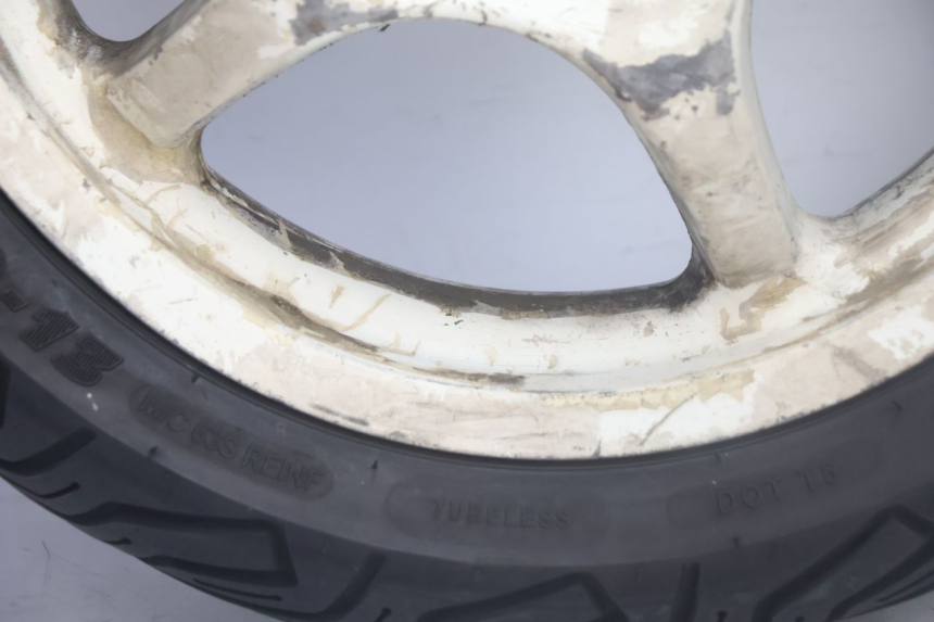 photo de HINTERRADFELGE UND REIFEN MBK NITRO 50 (2004 - 2008) - Details der Befestigungspunkte
