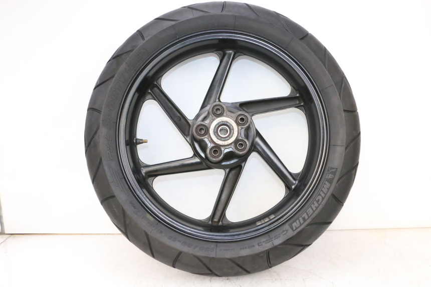 photo de HINTERRADFELGE UND REIFEN HONDA NSR R 125 (1994 - 2003) - Detailansicht des Bauteils