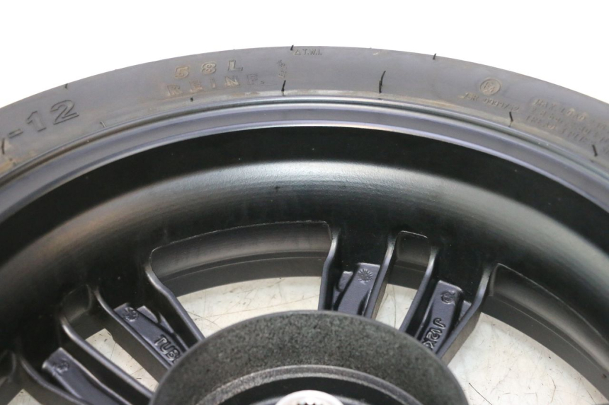 photo de HINTERRADFELGE UND REIFEN JM MOTORS R-MAX TECH 50 (2024 - 2026) - Alternative Perspektive