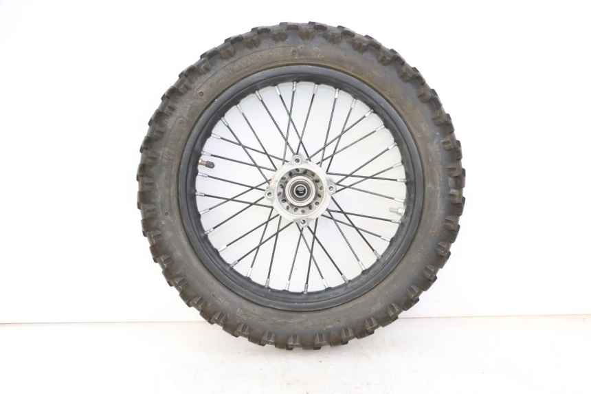 photo de HINTERRADFELGE UND REIFEN APOLLO RFZ 125 - Hauptansicht