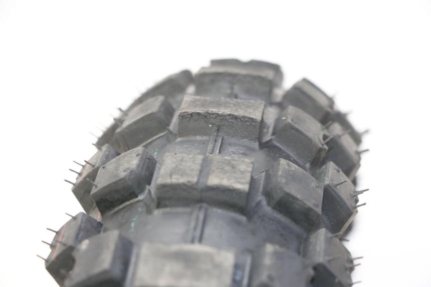 photo de HINTERRADFELGE UND REIFEN APOLLO RFZ 125 - Zoom auf Gebrauchszustand