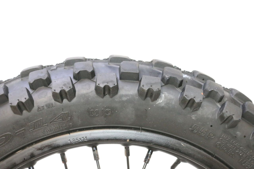 photo de HINTERRADFELGE UND REIFEN APOLLO RFZ 125 - Alternative Perspektive