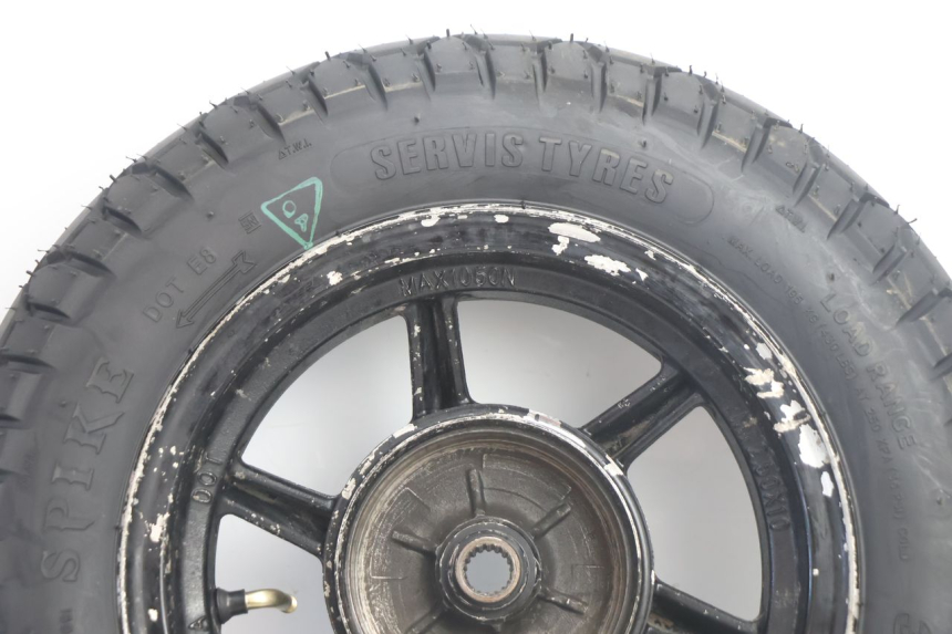 photo de HINTERRADFELGE UND REIFEN TNT MOTOR ROMA 10' 2T 50 (2011 - 2018) - Weitere Ansicht des Artikels
