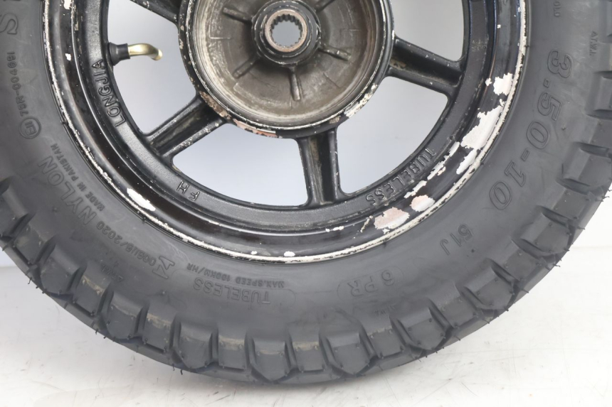 photo de HINTERRADFELGE UND REIFEN TNT MOTOR ROMA 10' 2T 50 (2011 - 2018) - Charakteristische Merkmale