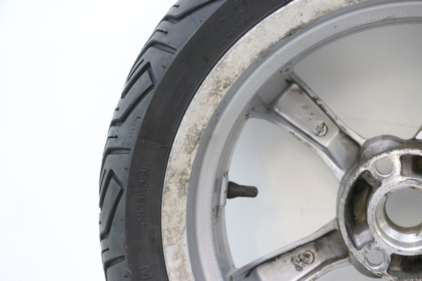 photo de HINTERRADFELGE UND REIFEN PEUGEOT SATELIS 125 (2006 - 2009) - Oberflächenzustand und Material