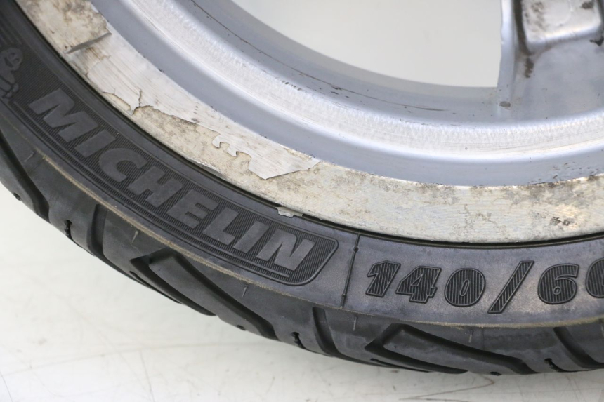photo de HINTERRADFELGE UND REIFEN PEUGEOT SATELIS 125 (2006 - 2009) - Geprüftes Gebrauchtteil