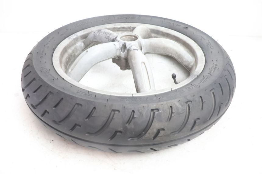 photo de HINTERRADFELGE UND REIFEN APRILIA SCARABEO GT 125 (1999 - 2007) - Oberflächenzustand und Material