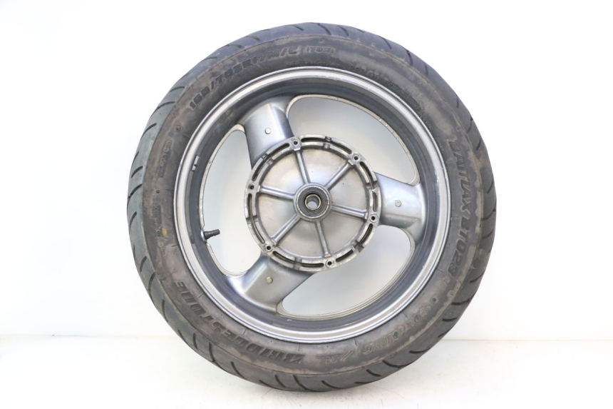 photo de HINTERRADFELGE UND REIFEN HONDA ST PAN EUROPEAN 1100 (1990 - 2002) - Hauptansicht