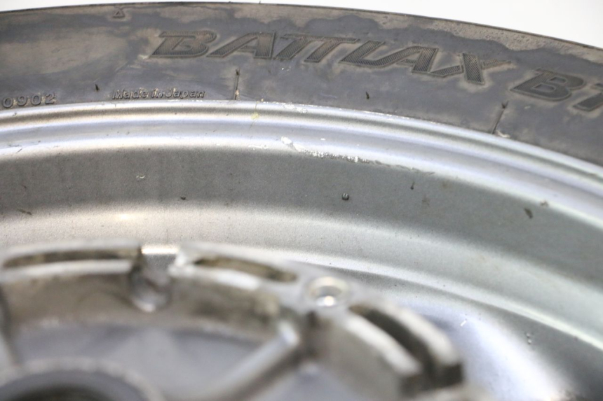 photo de HINTERRADFELGE UND REIFEN HONDA ST PAN EUROPEAN 1100 (1990 - 2002) - Weitere Ansicht des Artikels