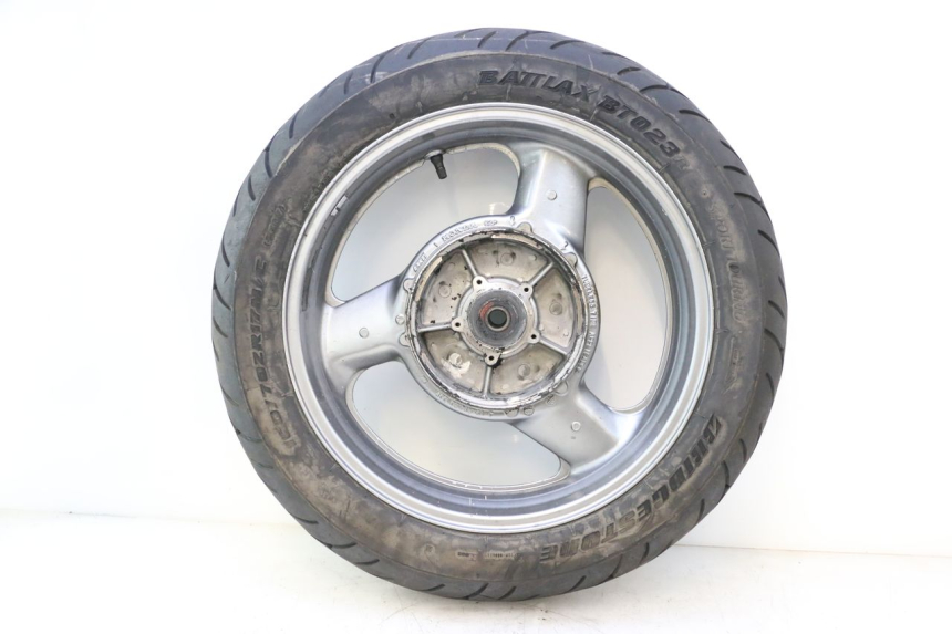 photo de HINTERRADFELGE UND REIFEN HONDA ST PAN EUROPEAN 1100 (1990 - 2002) - Ergänzendes Produktfoto