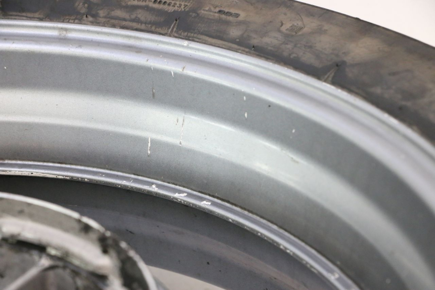 photo de HINTERRADFELGE UND REIFEN HONDA ST PAN EUROPEAN 1100 (1990 - 2002) - Technische Nahaufnahme