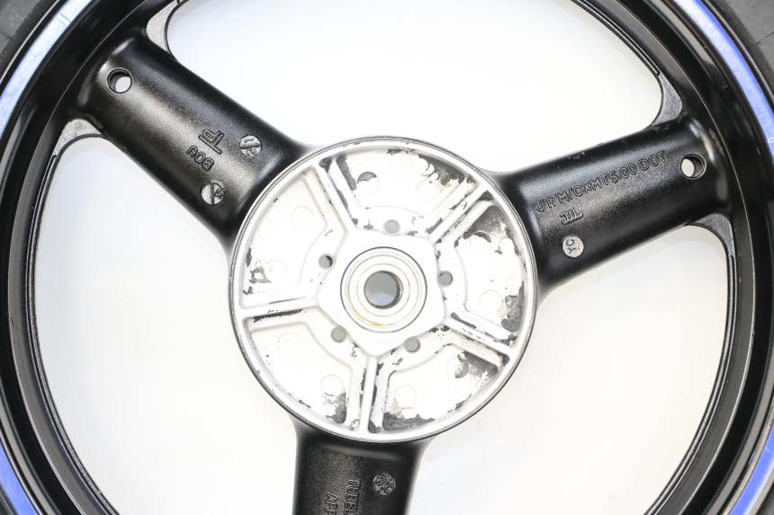 photo de HINTERRADFELGE UND REIFEN SUZUKI GSX F GSXF 650 (2007 - 2015) - Zoom auf Gebrauchszustand