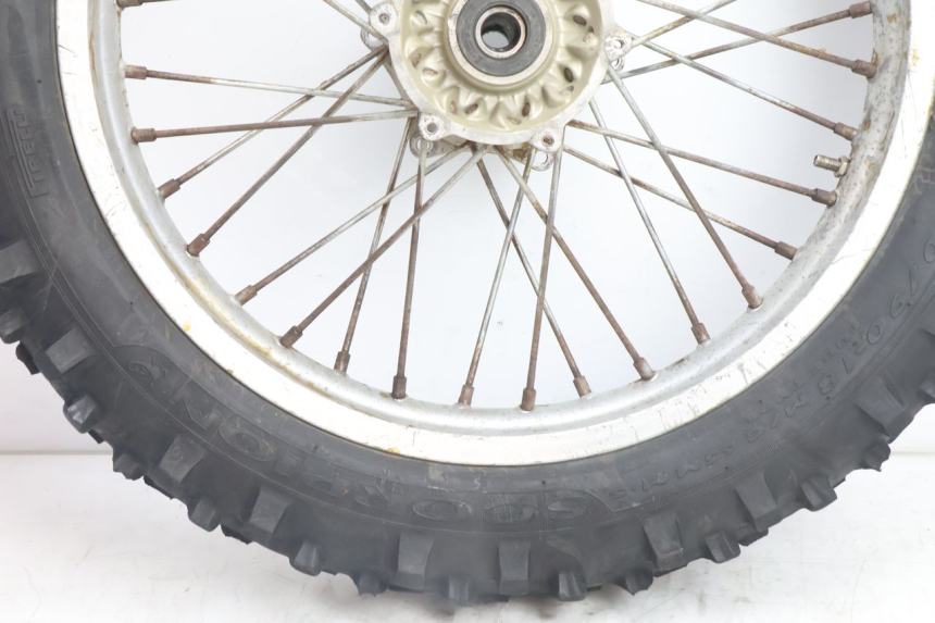 photo de HINTERRADFELGE UND REIFEN HUSABERG TE 250 (2011 - 2014) - Charakteristische Merkmale