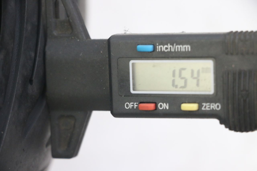 photo de HINTERRADFELGE UND REIFEN YAMAHA X-MAX XMAX 125 (2010 - 2013) - Detailansicht des Bauteils