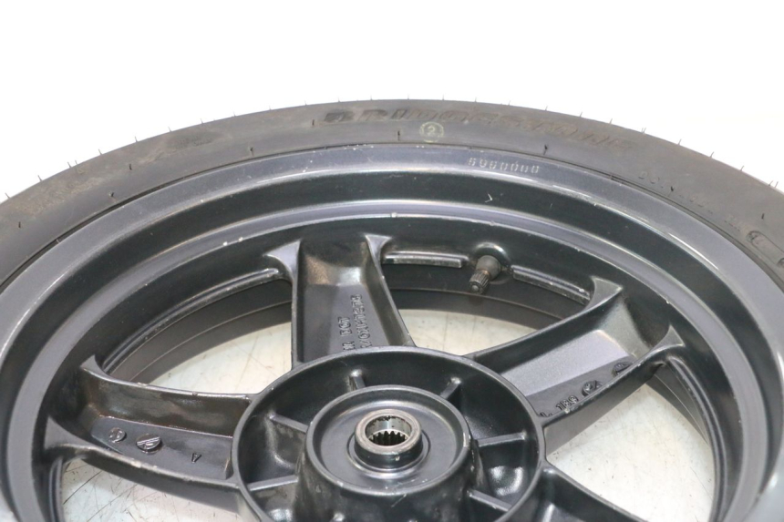 photo de HINTERRADFELGE UND REIFEN YAMAHA XMAX X-MAX 125 (2006 - 2009) - Gesamtansicht des Produkts