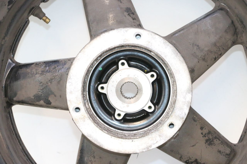 photo de HINTERRADFELGE UND REIFEN YAMAHA X-MAX XMAX 125 (2010 - 2013) - Detailansicht des Bauteils