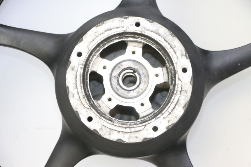 photo de HINTERRADFELGE UND REIFEN YAMAHA XJ6 ABS 600 (2008 - 2016) - Ergänzendes Produktfoto