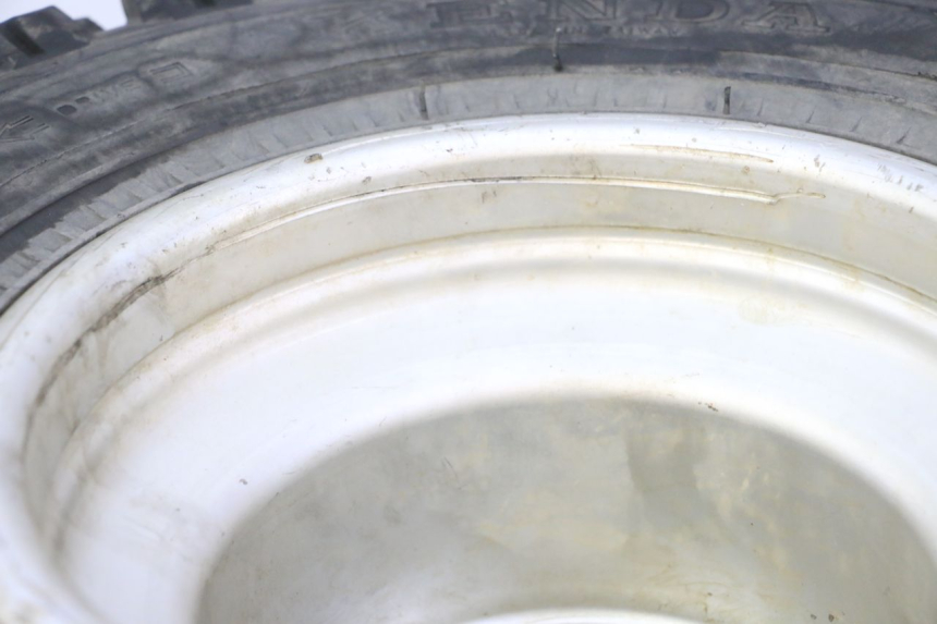 photo de HINTERRADFELGE UND REIFEN YAMAHA YFM R RAPTOR 250 (2008 - 2014) - Detailansicht des Bauteils