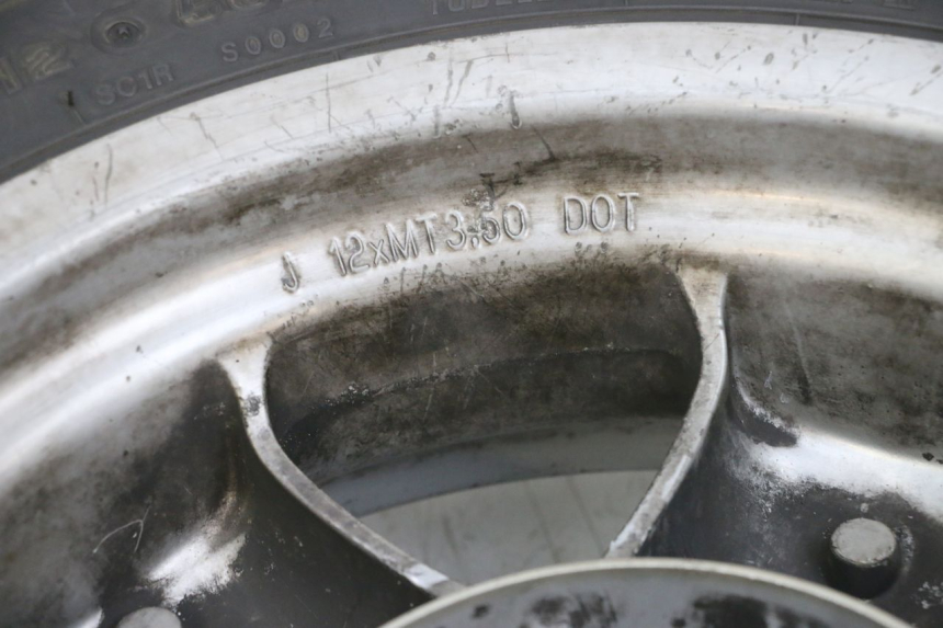 photo de HINTERRADFELGE UND REIFEN YAMAHA YP MAJESTY 125 (2002 - 2006) - Zoom auf Gebrauchszustand