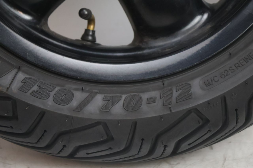 photo de HINTERRADFELGE UND REIFEN YAMAHA YP MAJESTY 125 (2002 - 2006) - Qualität der Gebrauchtware