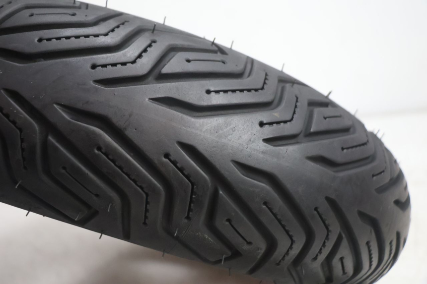 photo de HINTERRADFELGE UND REIFEN YAMAHA YP MAJESTY 125 (2002 - 2006) - Profilansicht des Ersatzteils
