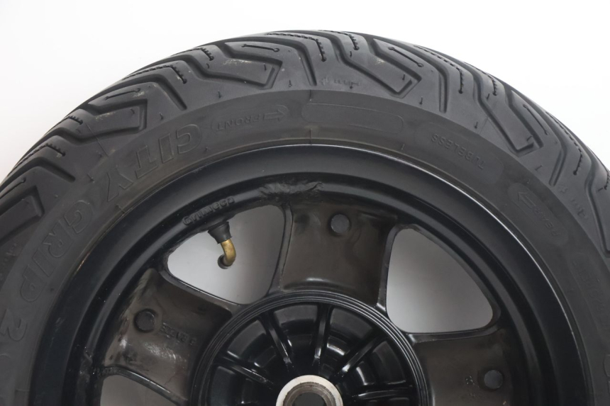 photo de HINTERRADFELGE UND REIFEN YAMAHA YP MAJESTY 125 (2002 - 2006) - Oberflächenzustand und Material