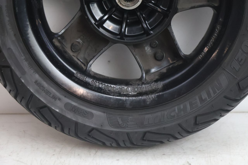 photo de HINTERRADFELGE UND REIFEN YAMAHA YP MAJESTY 125 (2002 - 2006) - Geprüftes Gebrauchtteil
