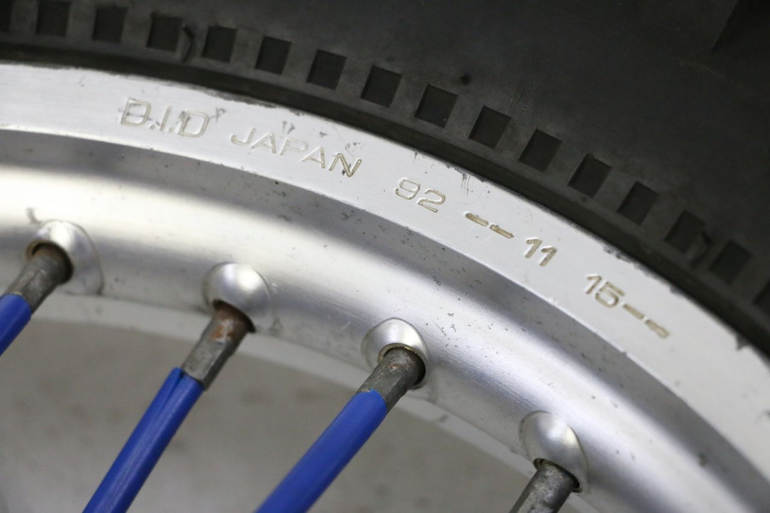 photo de HINTERRADFELGE UND REIFEN YAMAHA YZ 85 (2002 - 2018) - Technische Nahaufnahme
