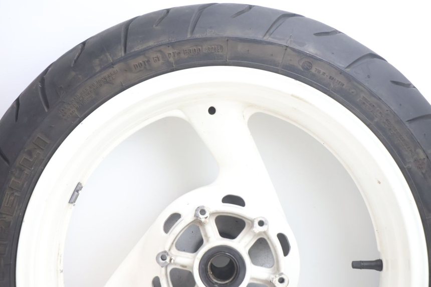 photo de HINTERRADFELGE UND REIFEN YAMAHA YZF R GENESIS 750 (1993 - 1998) - Detailansicht des Bauteils