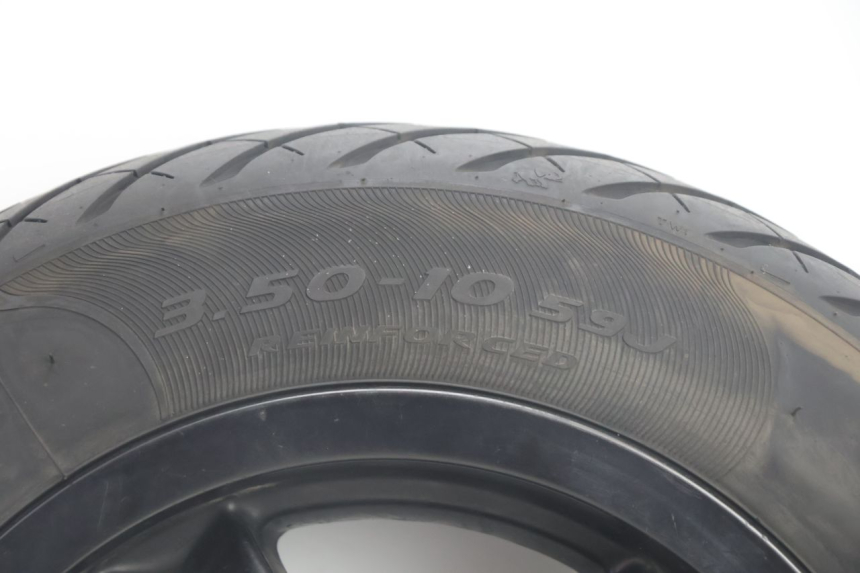 photo de HINTERRADFELGE UND REIFEN PIAGGIO ZIP IGET 4T 50 (2021 - 2023) - Zoom auf Komponenten