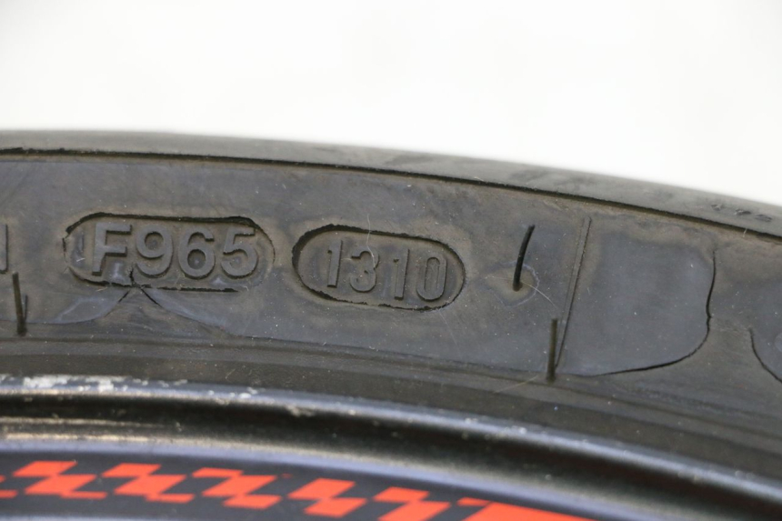 photo de HINTERRADFELGE UND REIFEN KAWASAKI ZX-6R ZX6R 600 (1995 - 1997) - Detailansicht des Bauteils