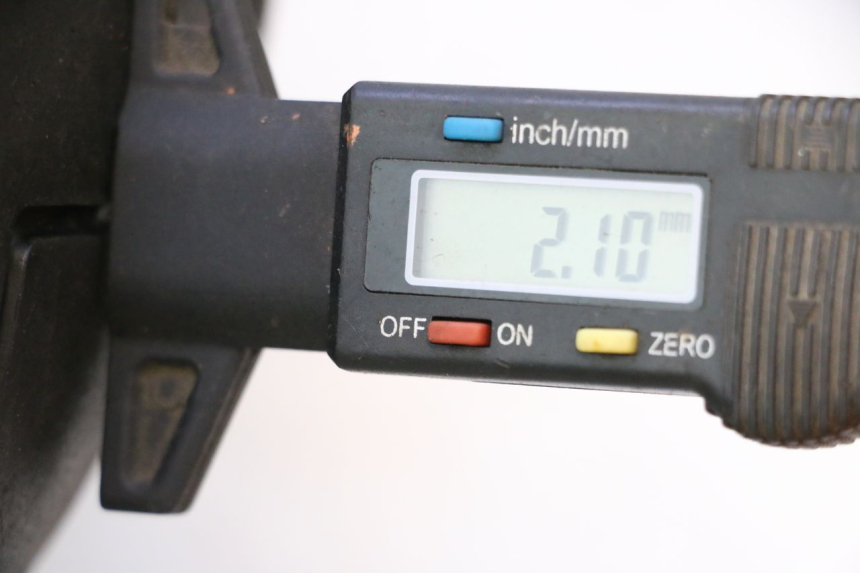 photo de HINTERRADFELGE UND REIFEN KAWASAKI ZX-6R ZX6R 600 (1995 - 1997) - Zoom auf Gebrauchszustand