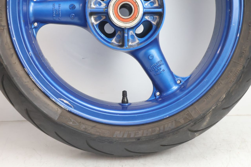 photo de HINTERRADFELGE UND REIFEN KAWASAKI ZX-6R ZX6R 600 (2000 - 2002) - Zoom auf Komponenten