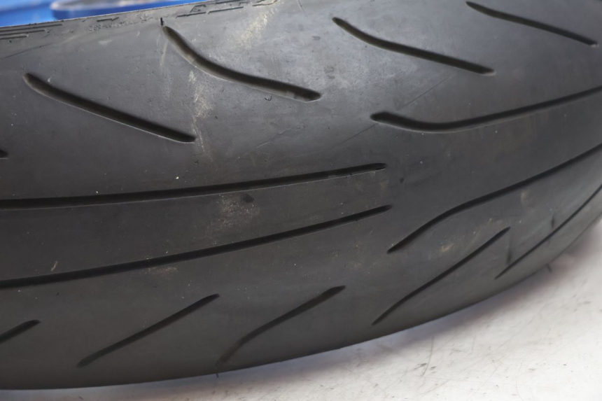 photo de HINTERRADFELGE UND REIFEN KAWASAKI ZX-6R ZX6R 600 (2000 - 2002) - Gesamtansicht des Produkts