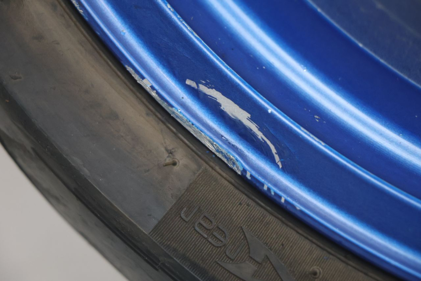 photo de HINTERRADFELGE UND REIFEN KAWASAKI ZX-6R ZX6R 600 (2000 - 2002) - Technische Nahaufnahme